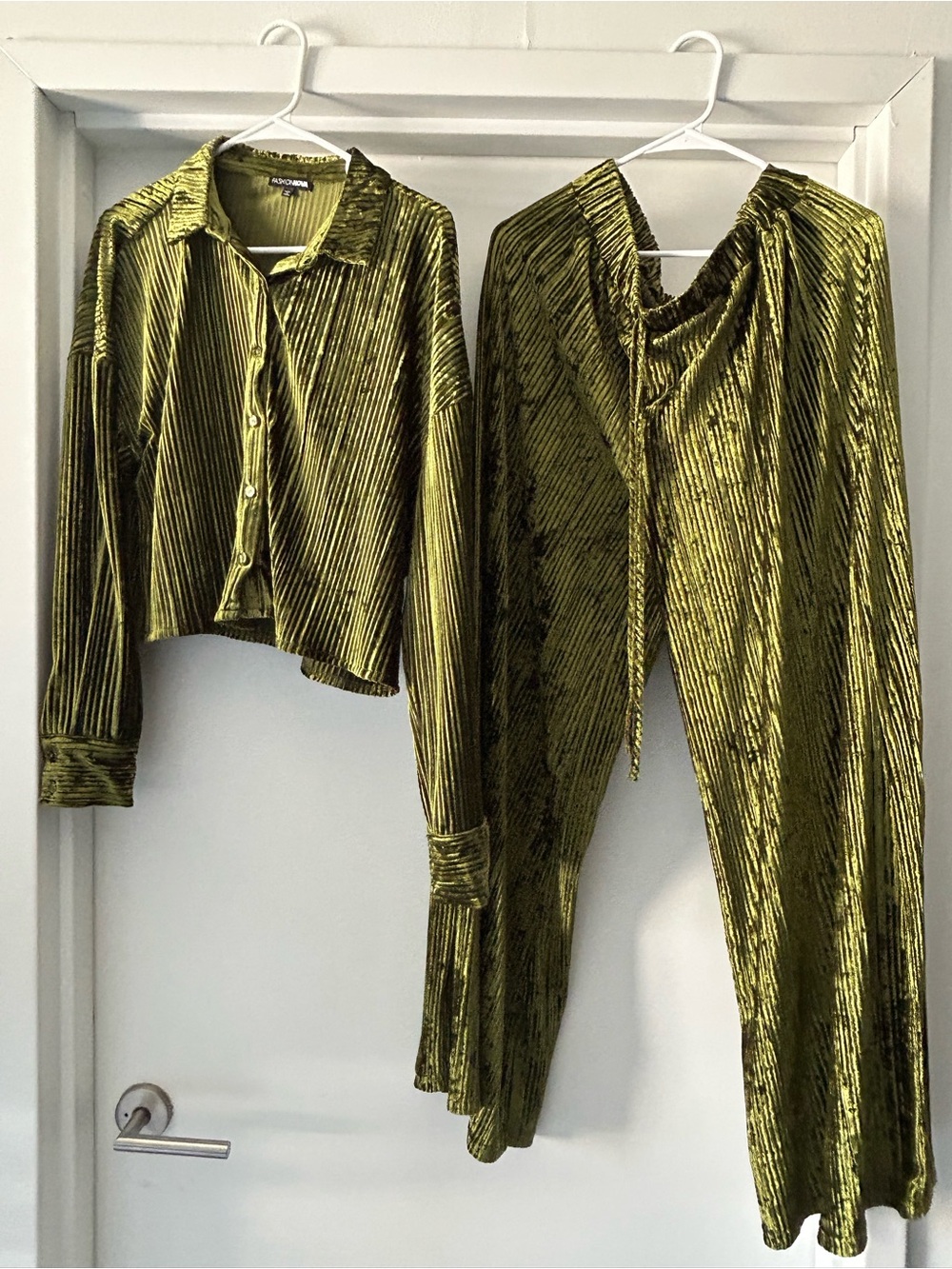 Fashion Nova Olive Green Ribbed Velvet Button-Up Shirt Jacket & Trousers